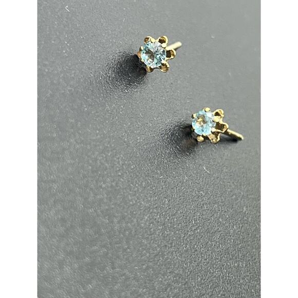 14k Yellow Gold and Blue Spinel Stud Earrings 3mm .43g - Picture 7 of 14